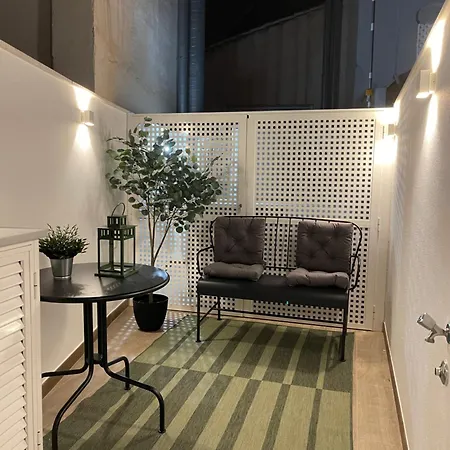 Picasso Centre 1c